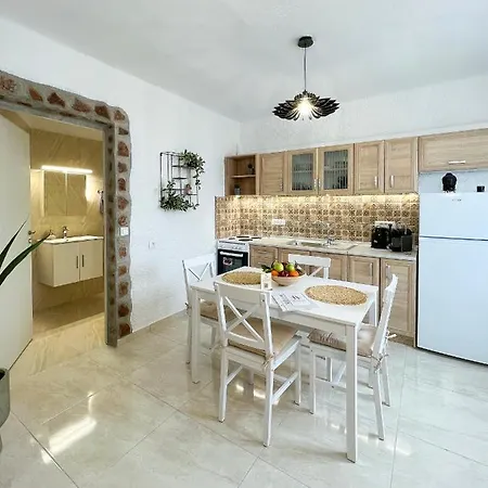 La Casa Di Lusso N3 - Adults Only شقة