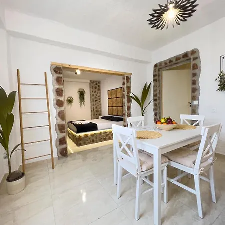 La Casa Di Lusso N3 - Adults Only *