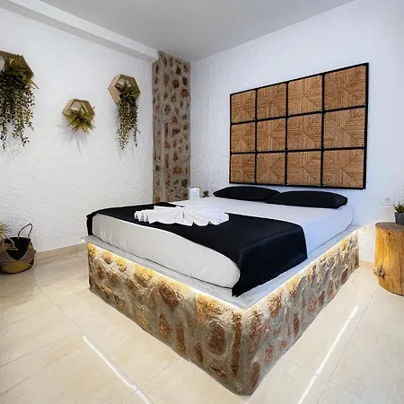 La Casa Di Lusso N3 - Adults Only شقة