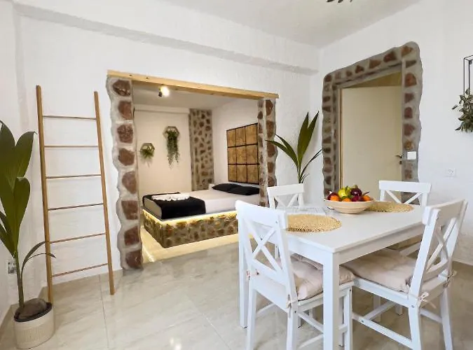 La Casa Di Lusso N3 - Adults Only *